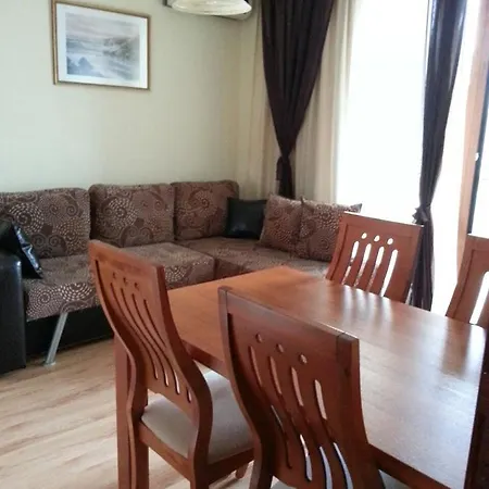 아파트 Siana 3 Suits Apartment